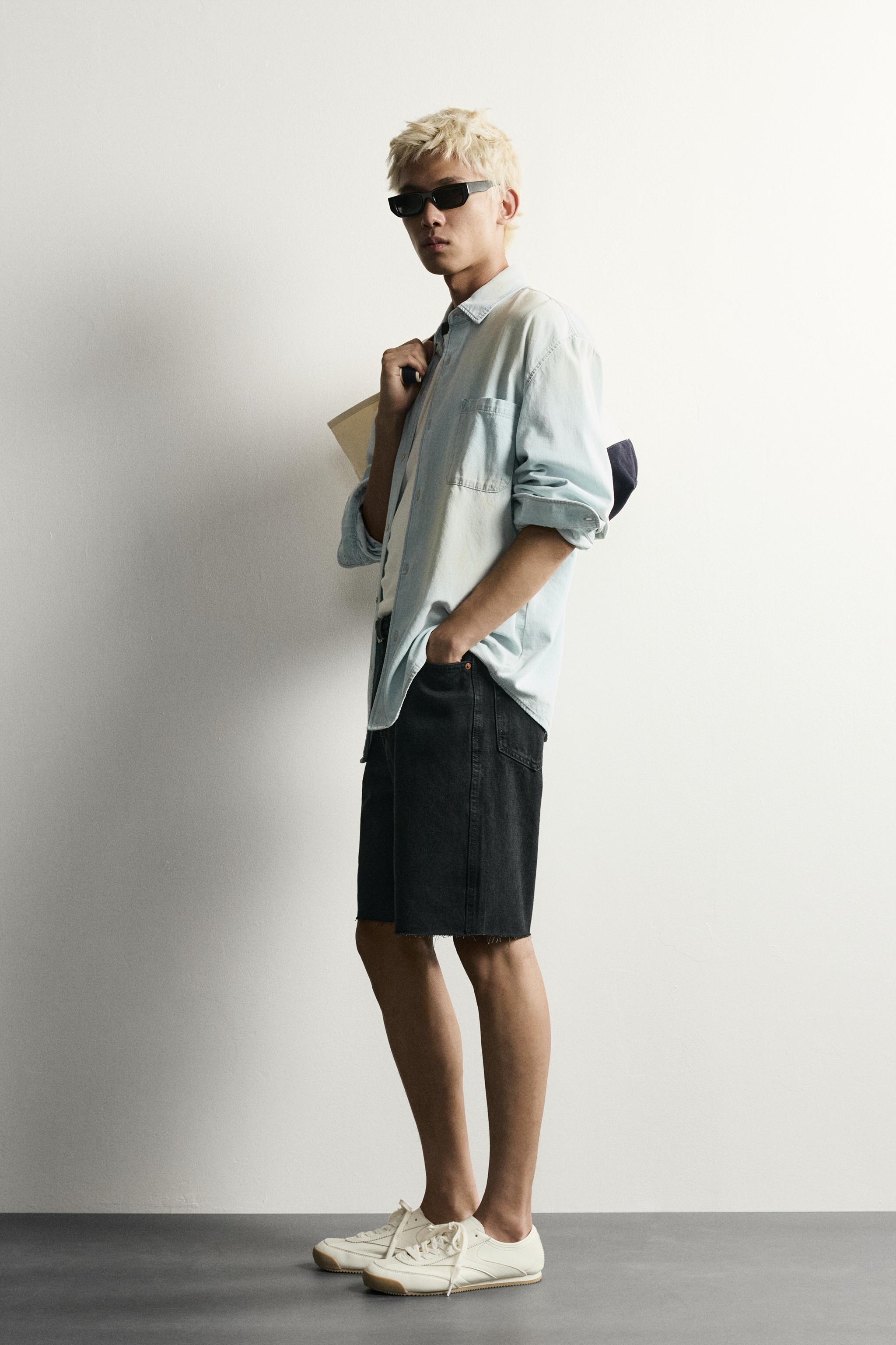 STRAIGHT FIT DENIM SHORTS